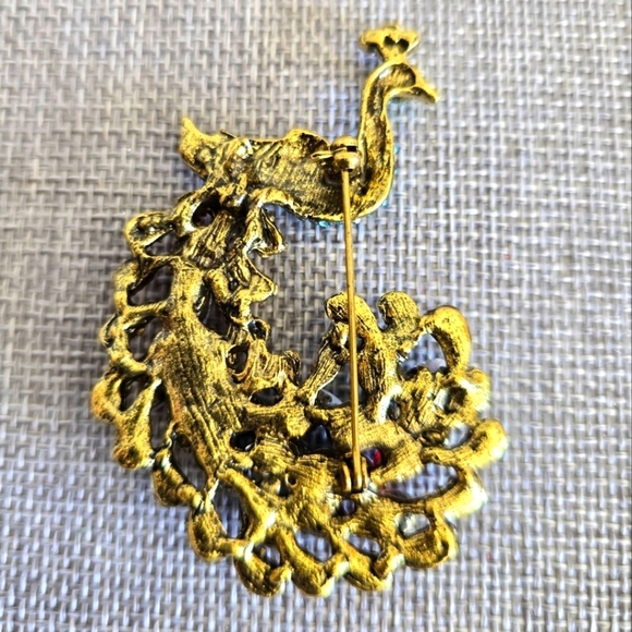 Gold Peacock Brooch Rhinestone Colorful - Picture 2 of 2